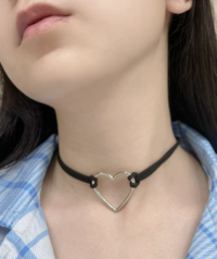 Silver Heart Choker